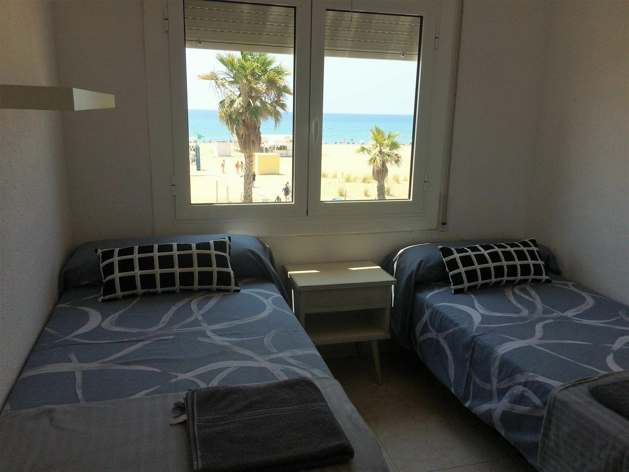Calaluz Be My Guest Castelldefels Apartment Luaran gambar
